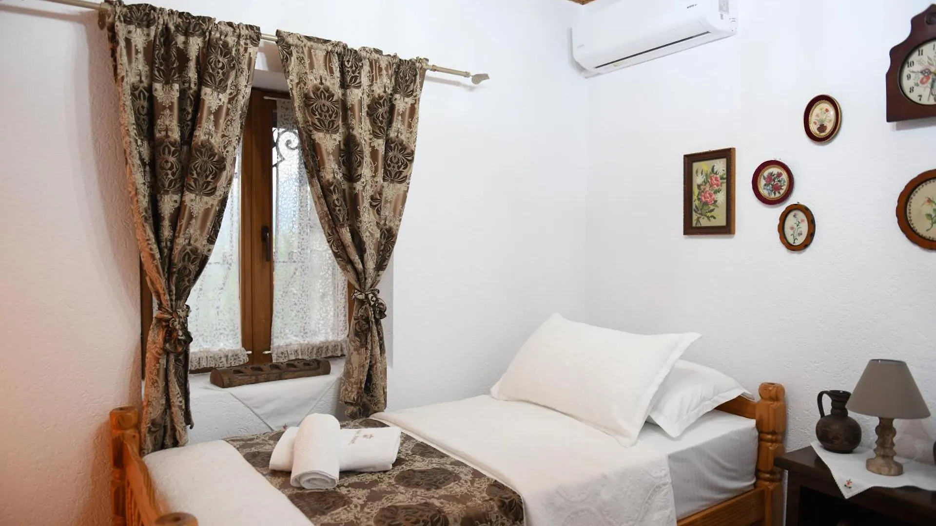 Sokaku Monark Villa Berat Albania