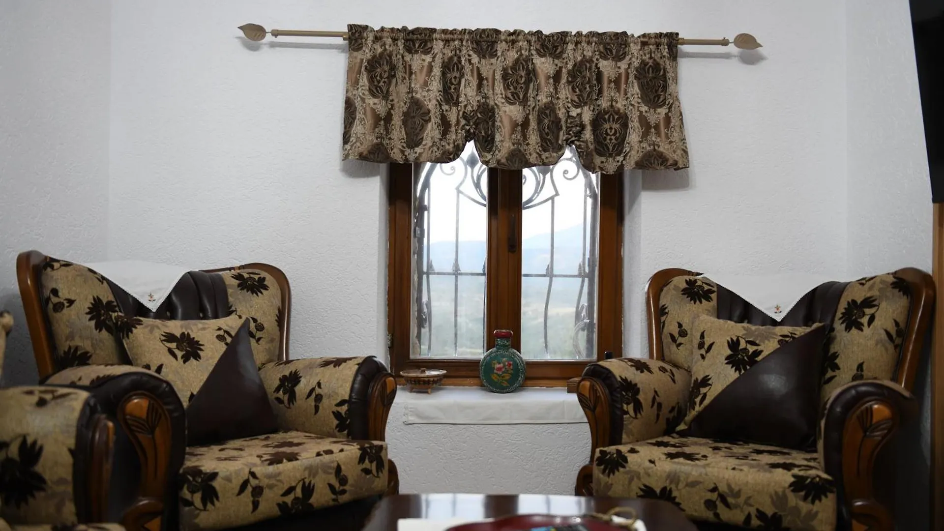 Sokaku Monark Villa Berat Albania