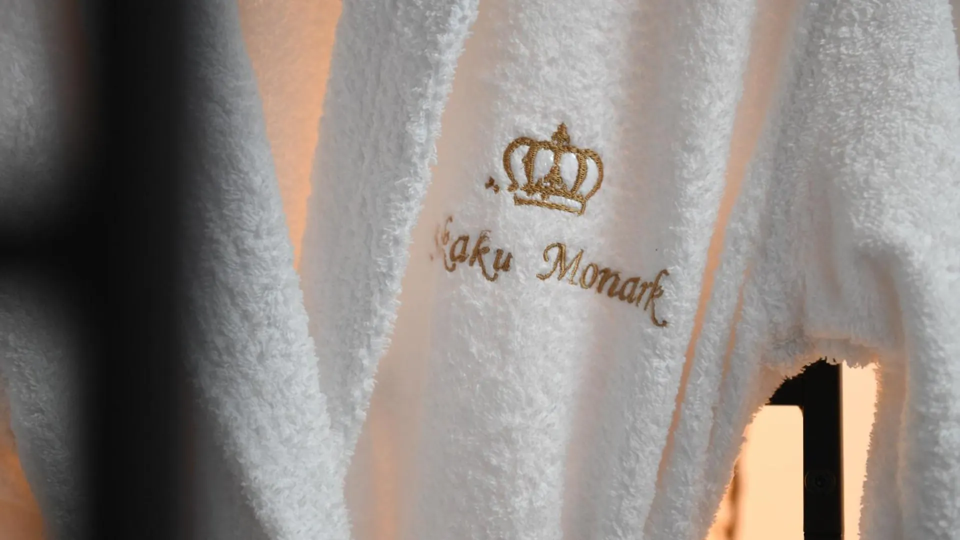 Sokaku Monark Villa Berat